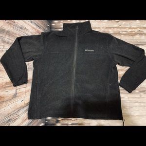 COLUMBIA Jacket Size XXL MAN OR WOMAN